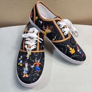 Bradford Exchange Disney Womens |8| Wearable Work of Art Lace Up Shoes